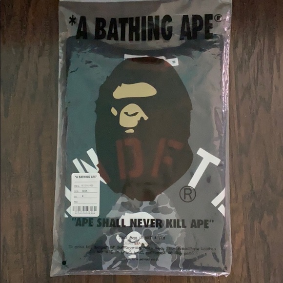 DS Bape x Undefeated College Tee - Medium - Picture 6 of 6